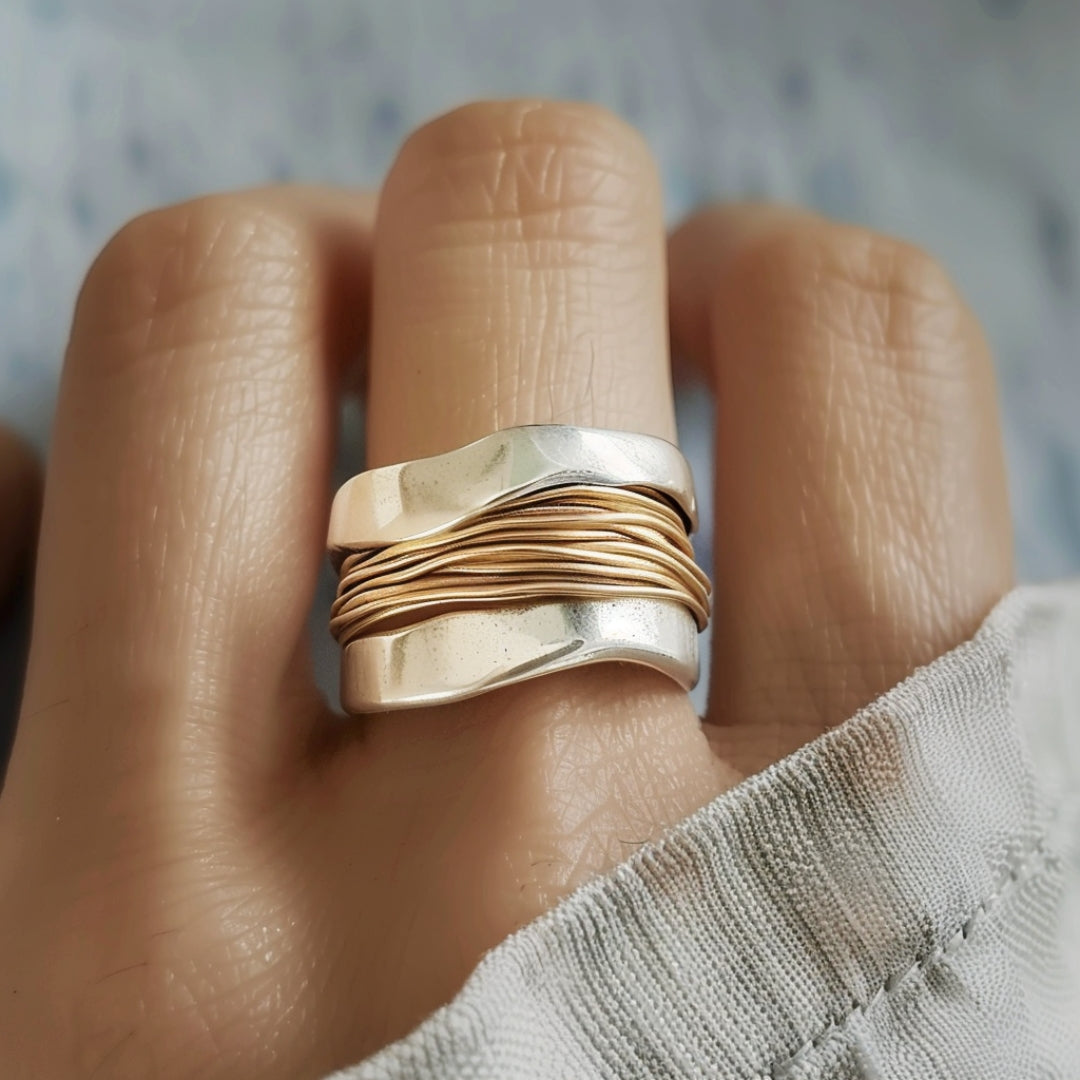 Beau – Anillo de plata con hilos de oro