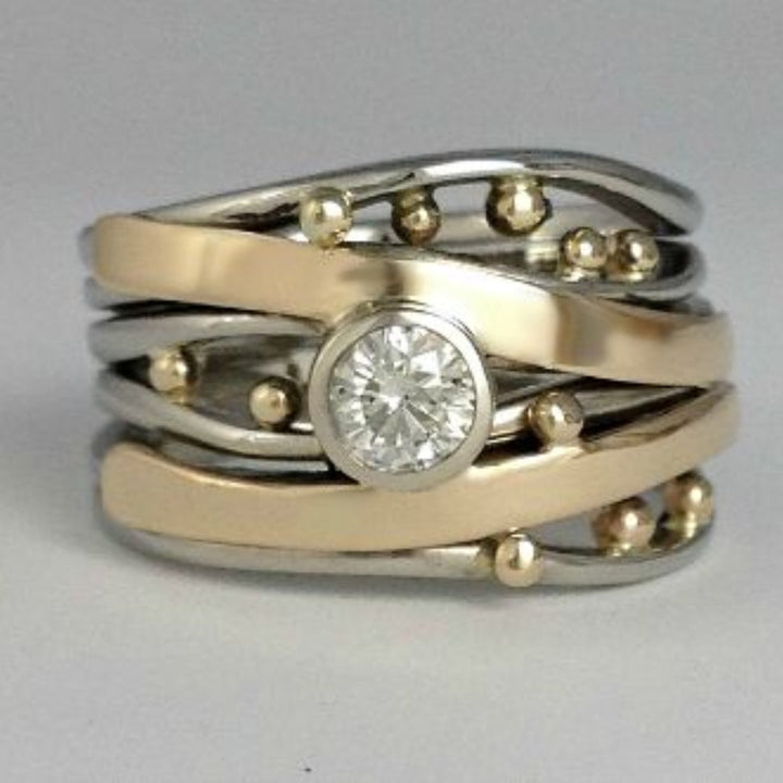 Reina – Anillo Vintage de Oro con Circonita Incrustada