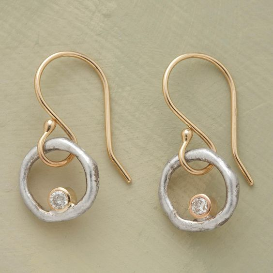 Clássico – Brincos Vintage em Ouro & Prata com Zircónia